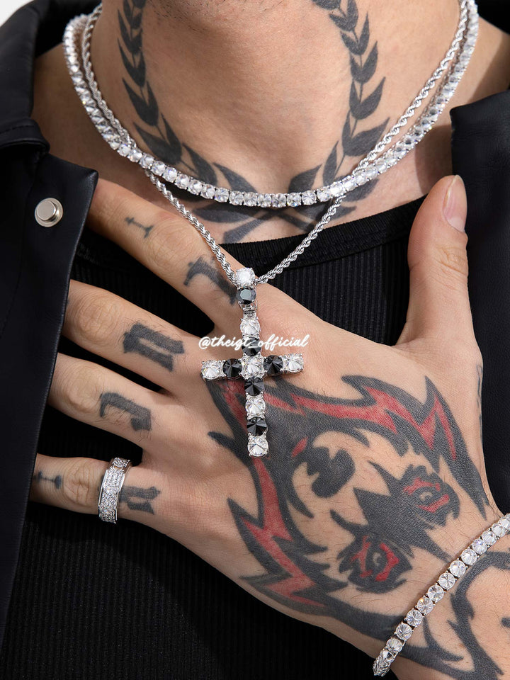 13CT Duo-Tone Reverse Set Moissanite Cross Pendant