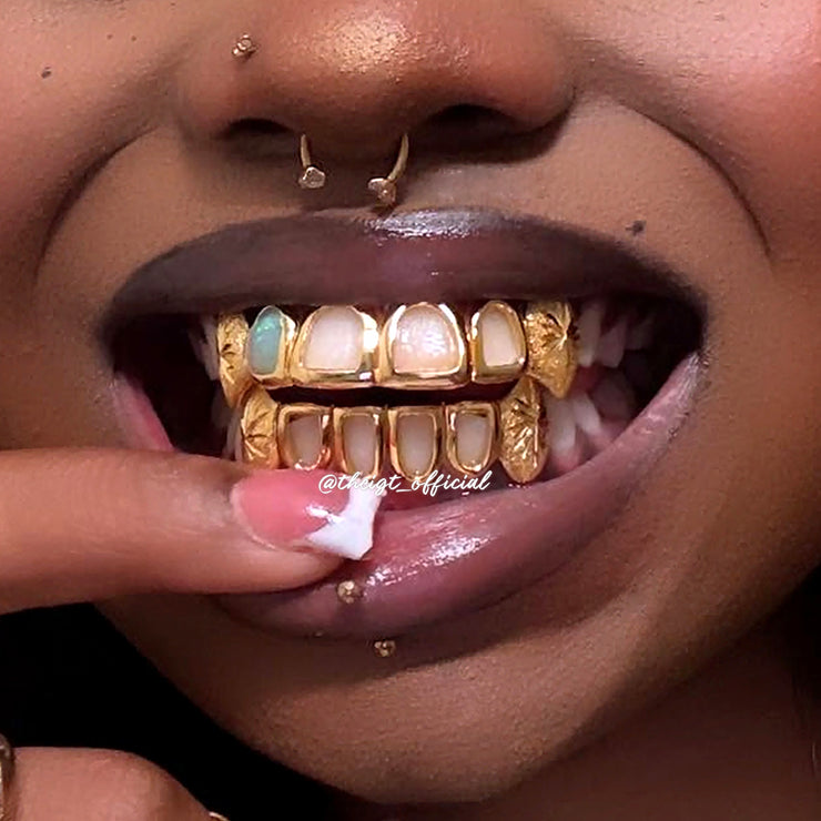 Open Face W Sunburst On Fang Grillz