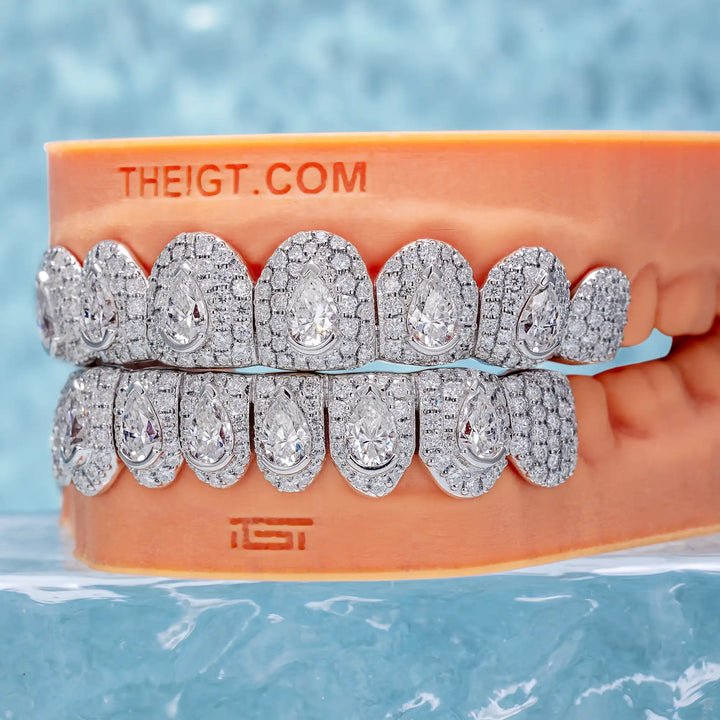 35 Pointer Pear Cut Moissanite On Center Diamond Grillz