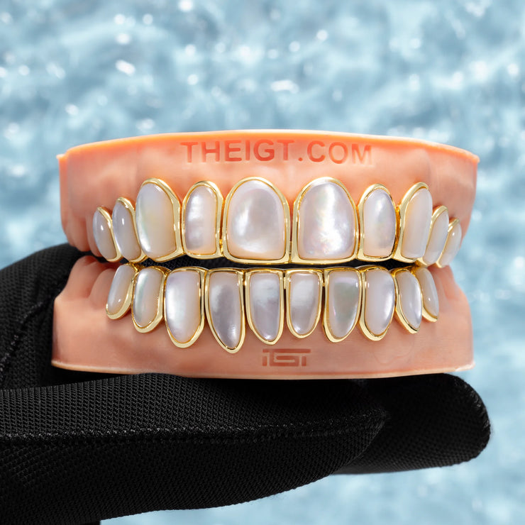 WHITE SHELL GRILLZ