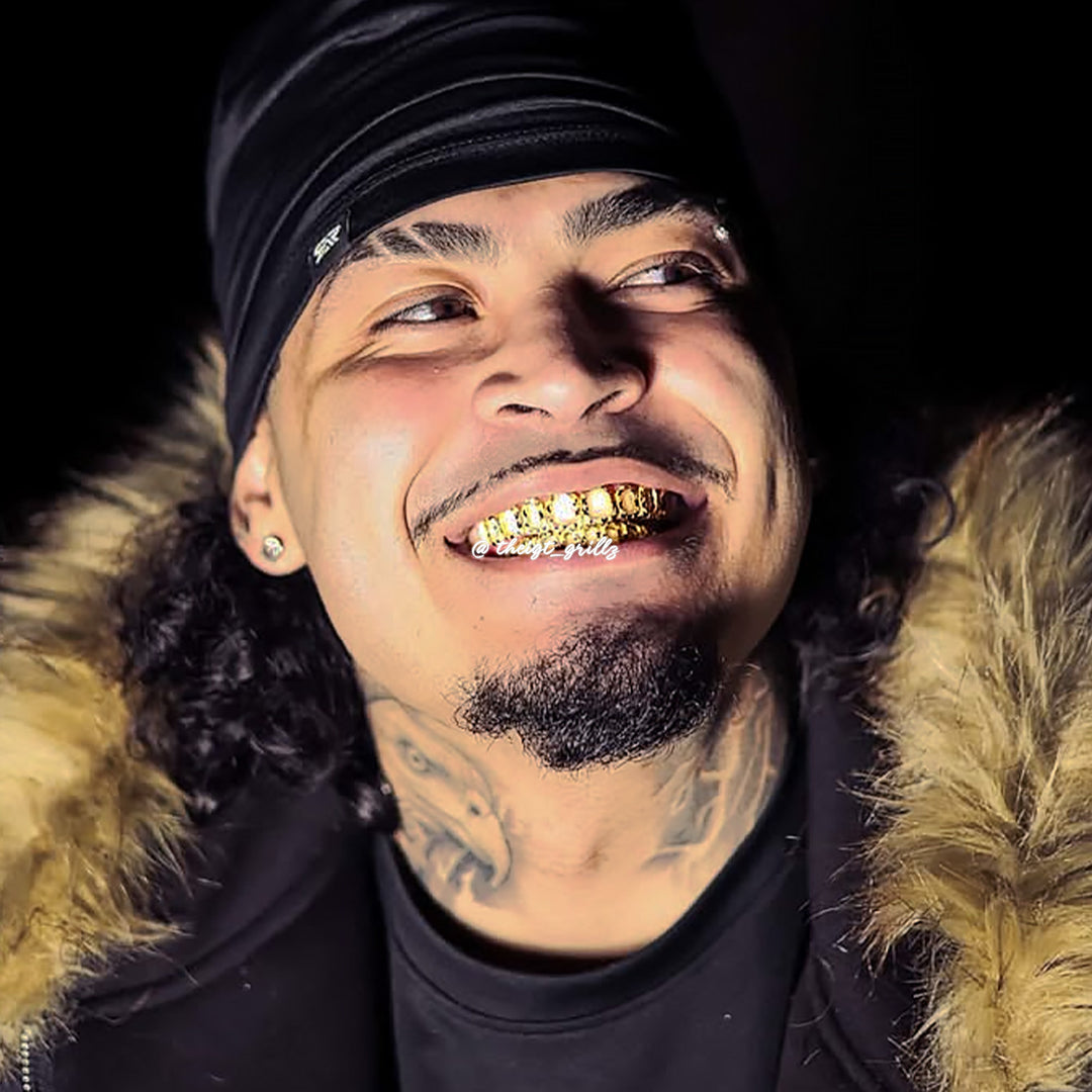 Open Face With Diamond Cut And Diamond Dust Grillz