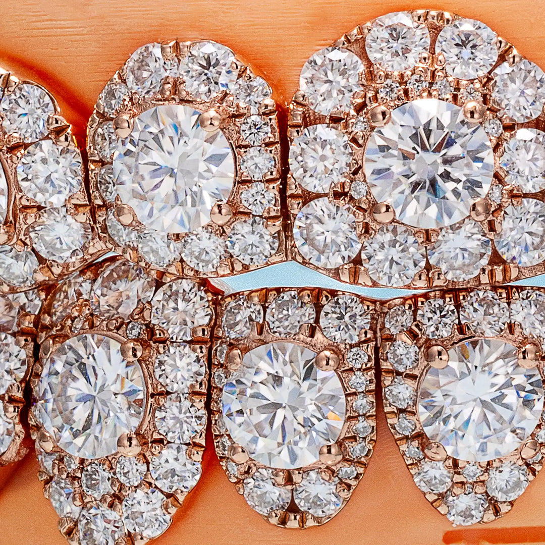 50 Pointer Stone On Center Moissanite Diamond Grillz