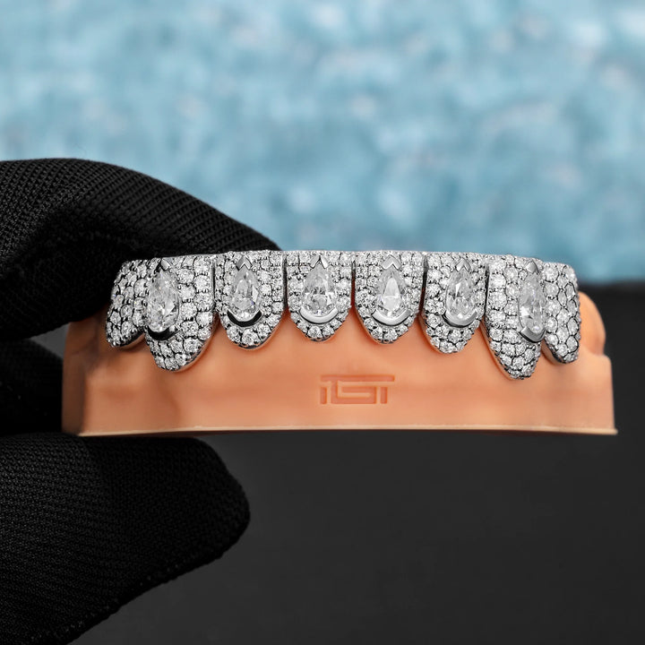35 Pointer Pear Cut Moissanite On Center Diamond Grillz