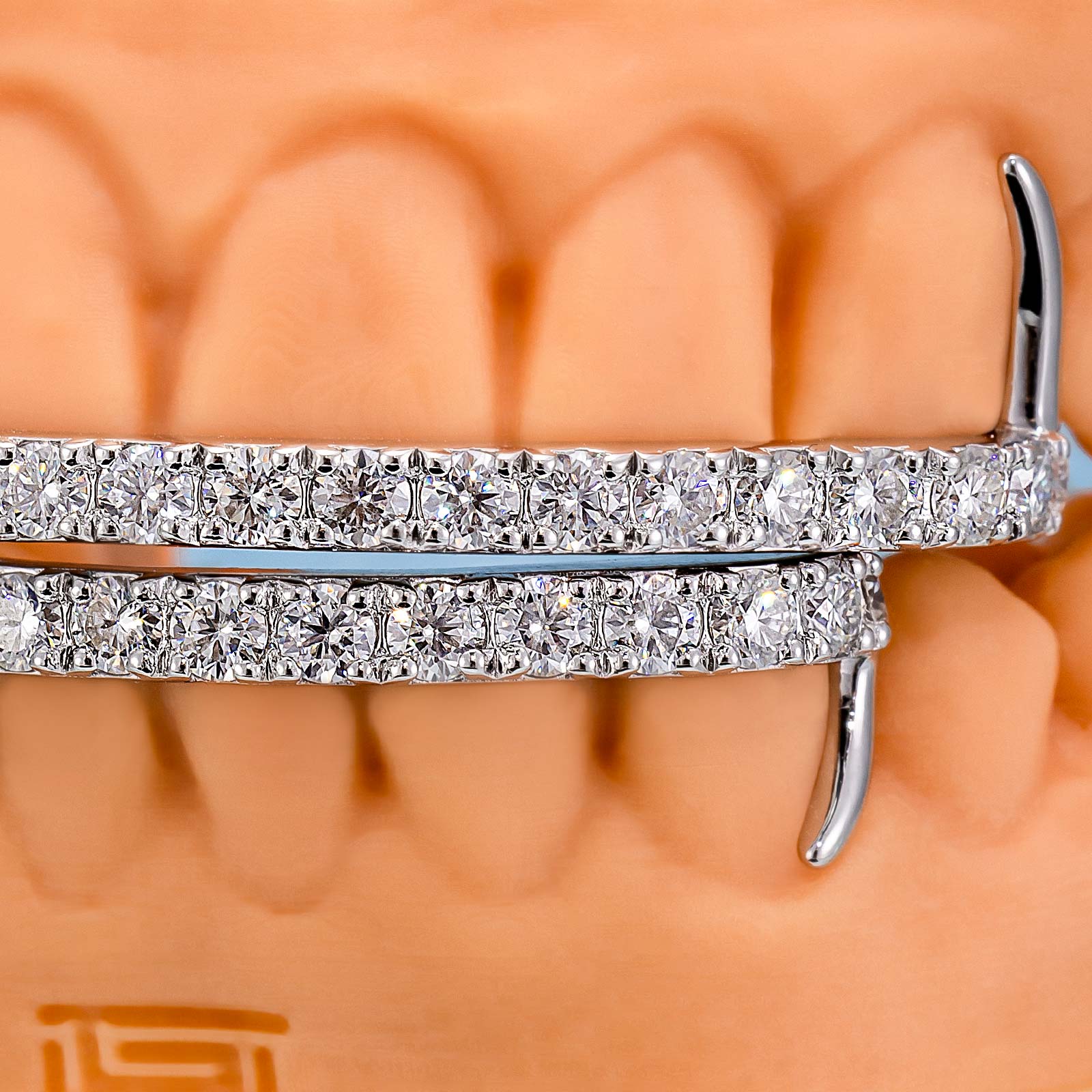 Diamond Bar Grillz