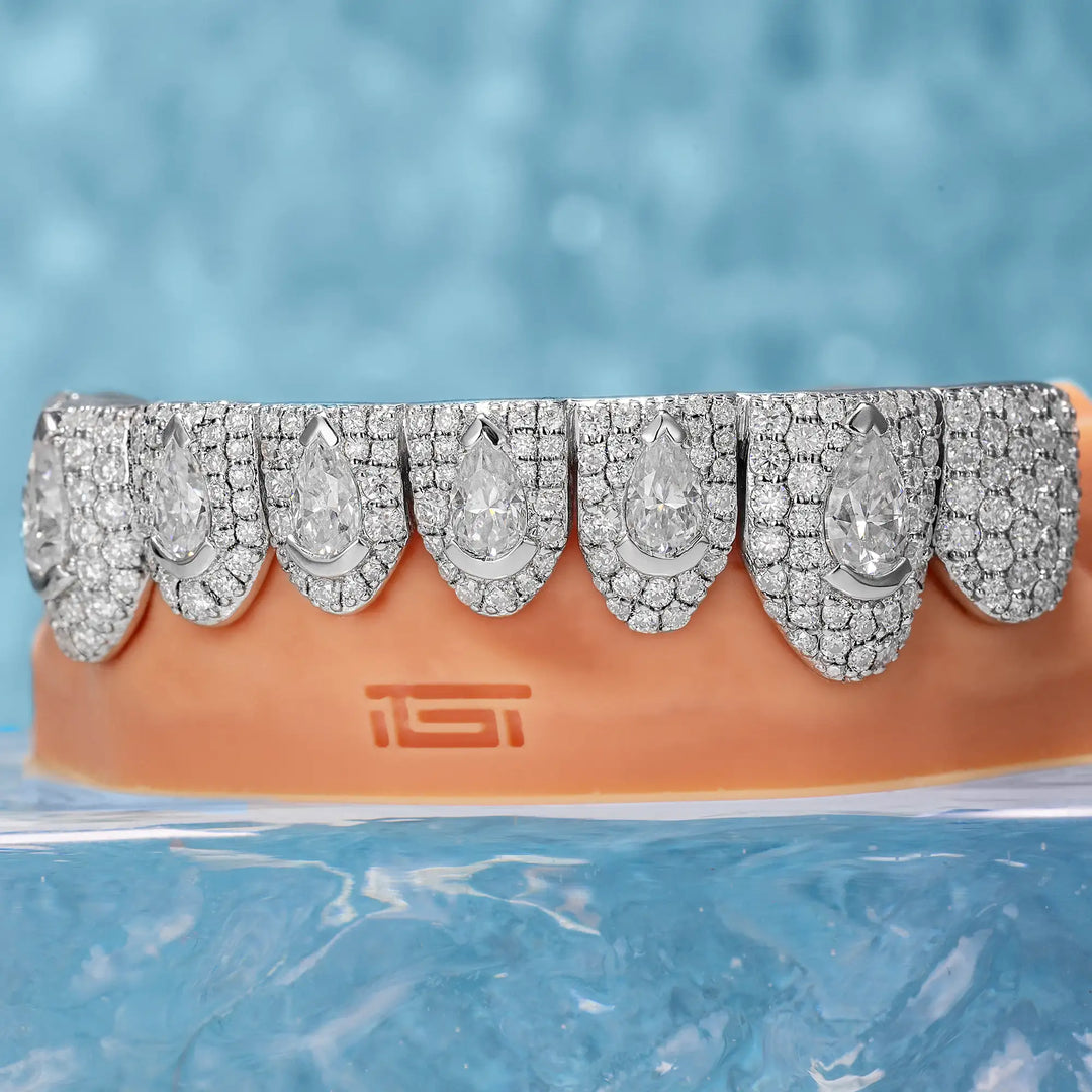 35 Pointer Pear Cut Moissanite On Center Diamond Grillz