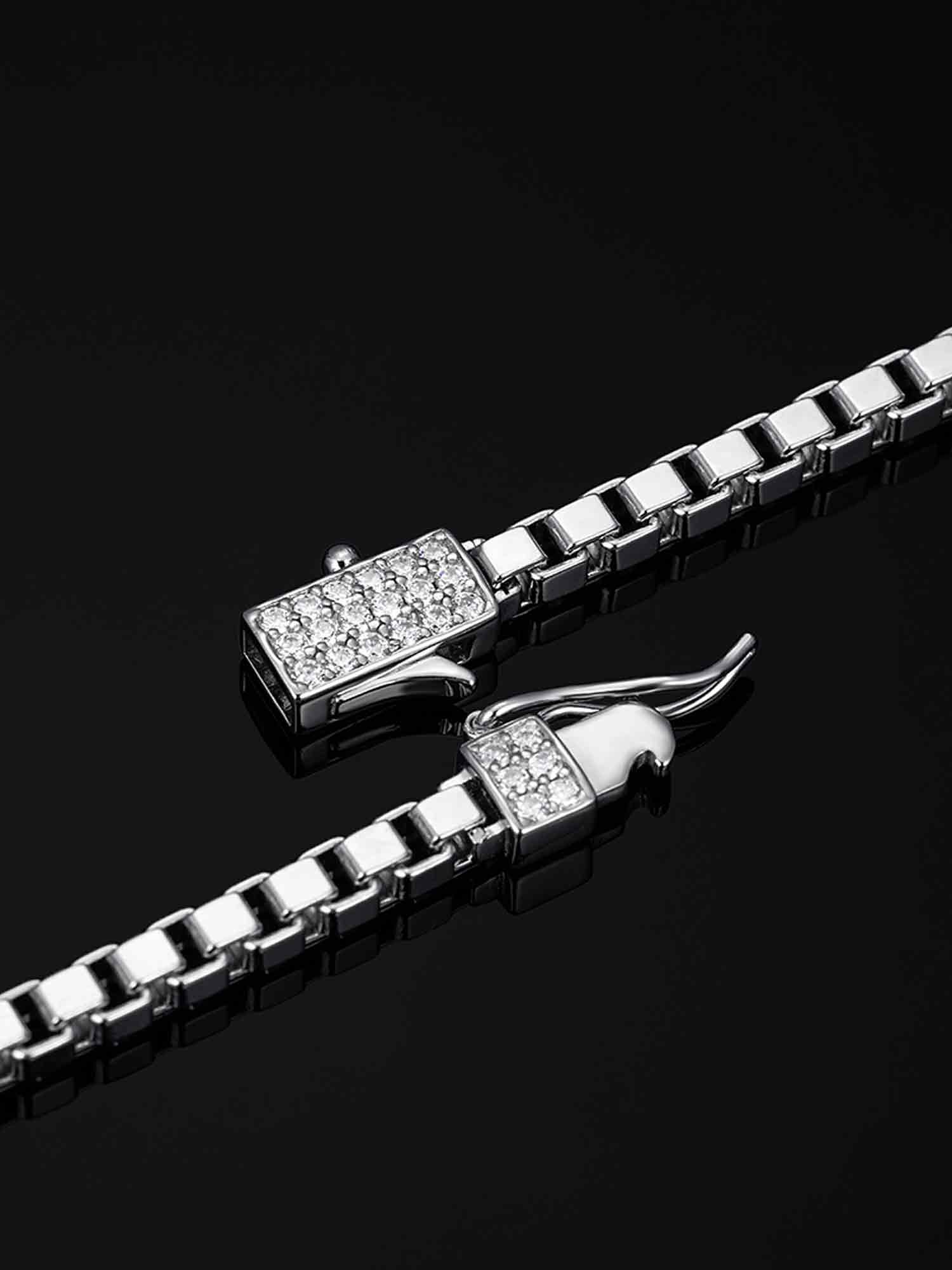 3mm Square Box Bracelet With Moissanite Clasp