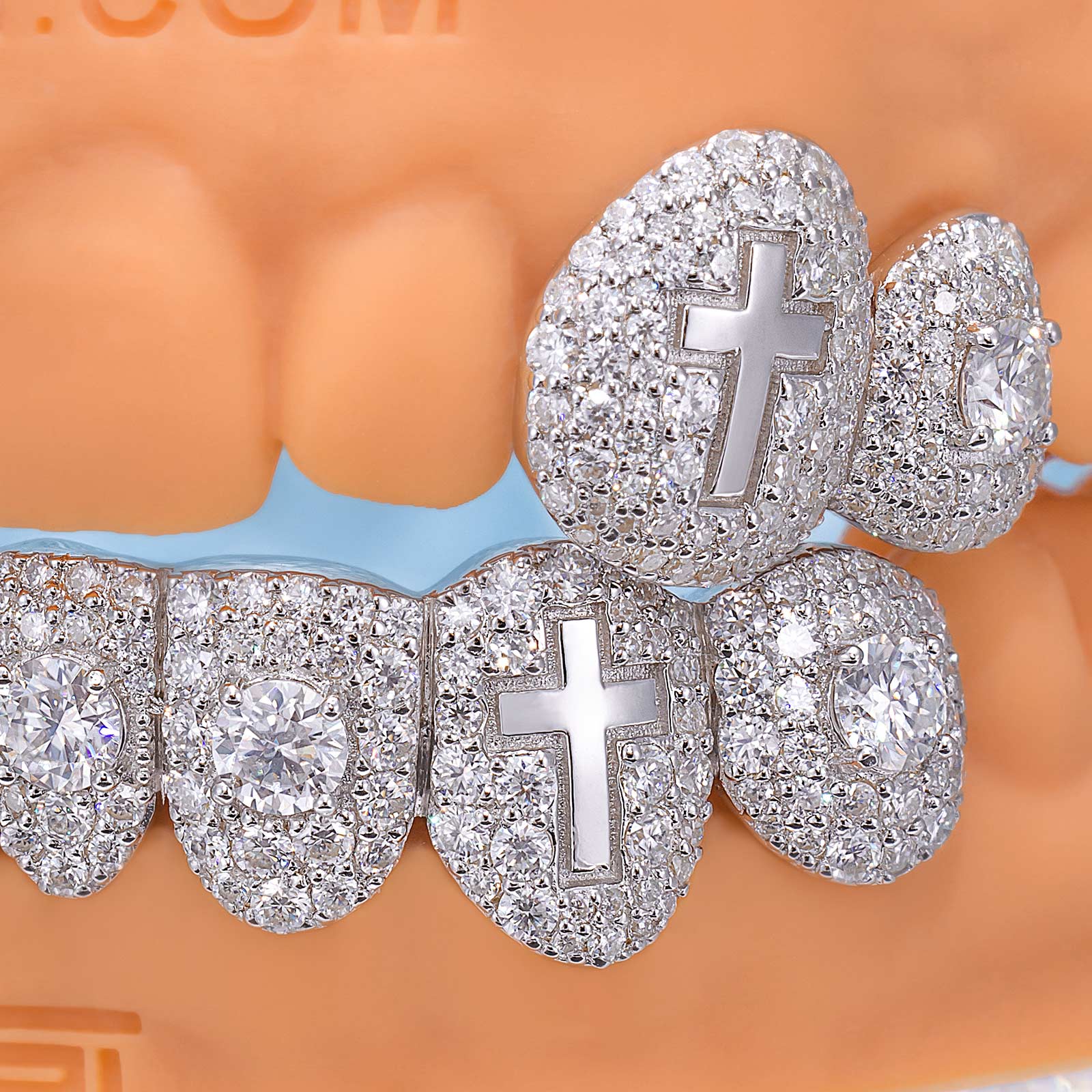 4-Tooth Iced Fangs & Cross Grillz | Urban Streetwear Jewelry