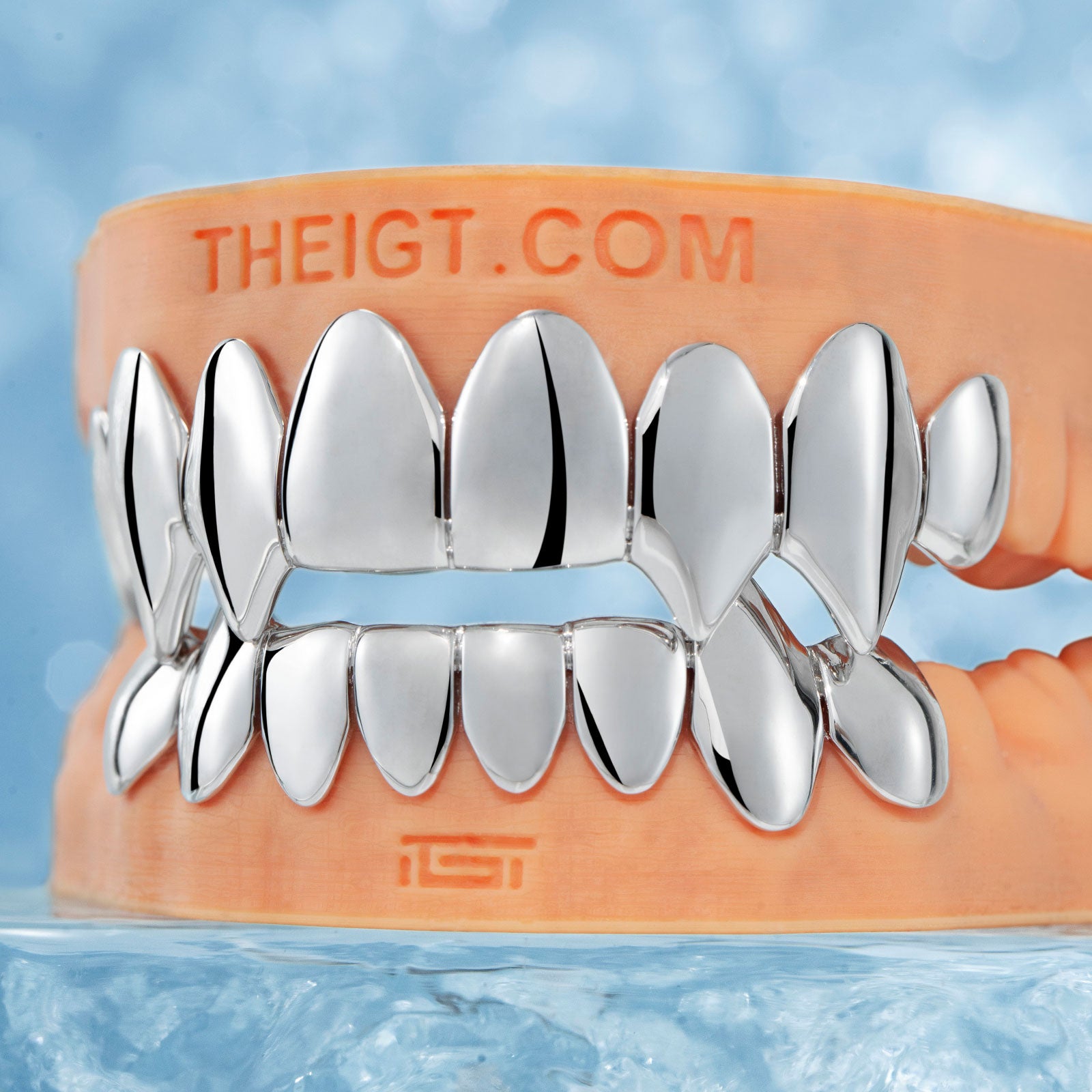 FULLY VAMPIRE POLISHED GOLD GRILLZ