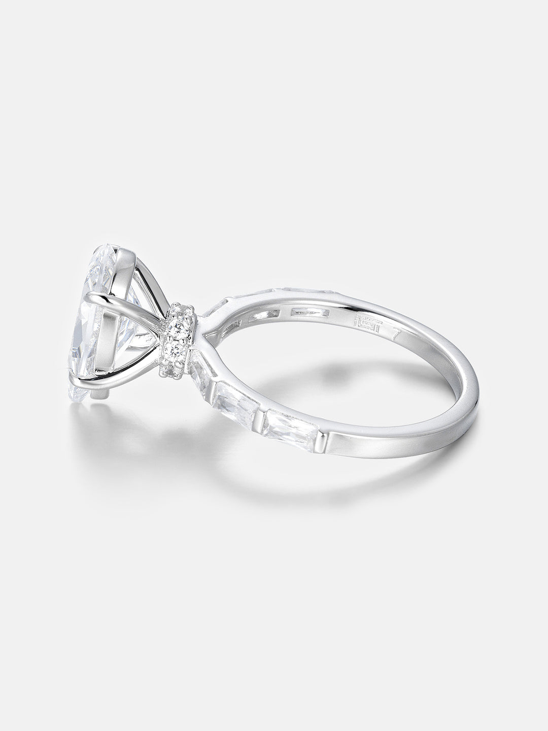 4CT Pear Cut Moissanite Ring with Baguette Band
