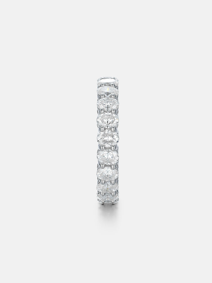 4mm Single Row Oval Moissanite Ring