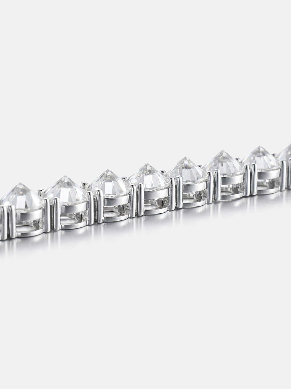 8MM Reverse-Set Moissanite Tennis Bracelet