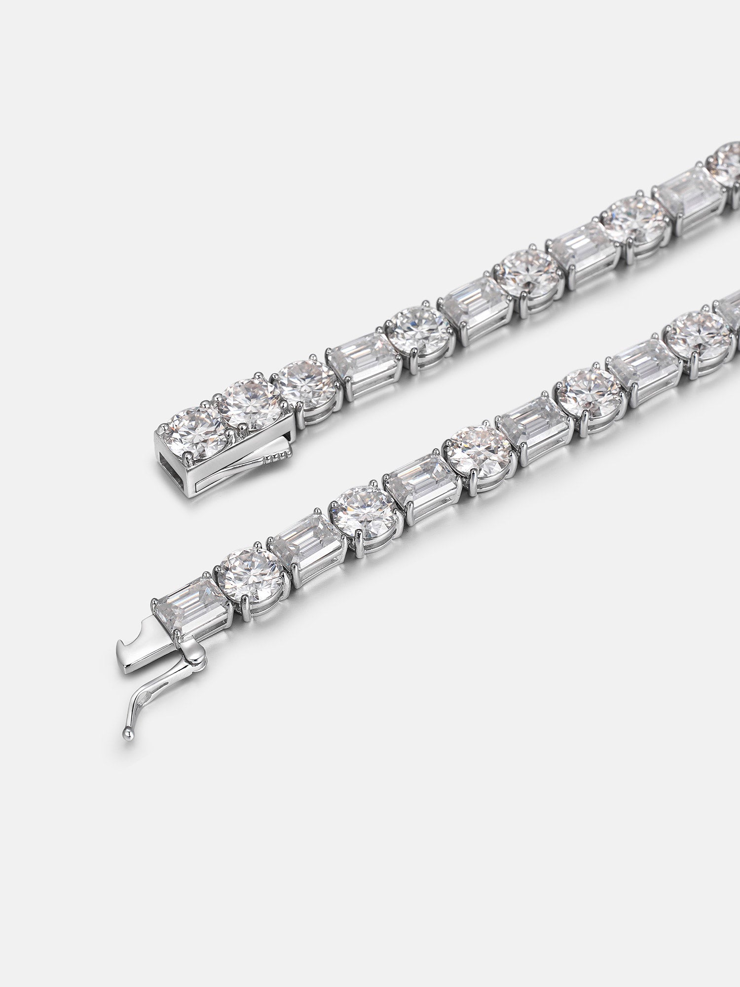 8MM Emerald & Round Cut Moissanite Tennis Chain
