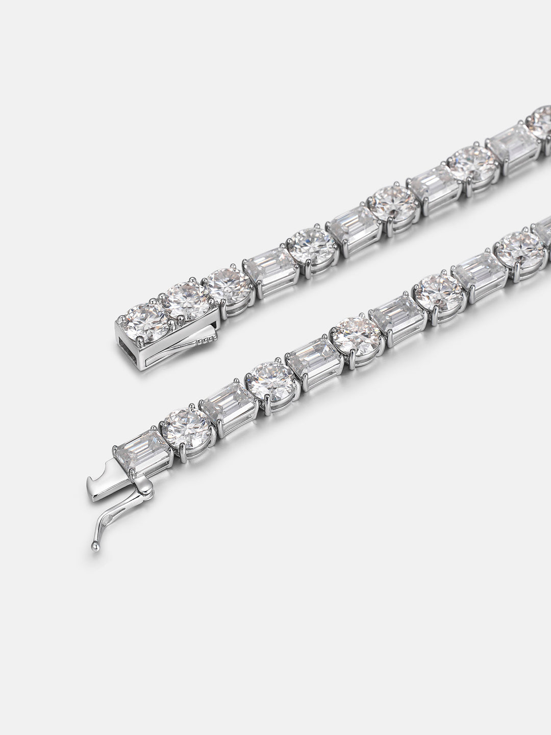 8MM Emerald & Round Cut Moissanite Tennis Chain