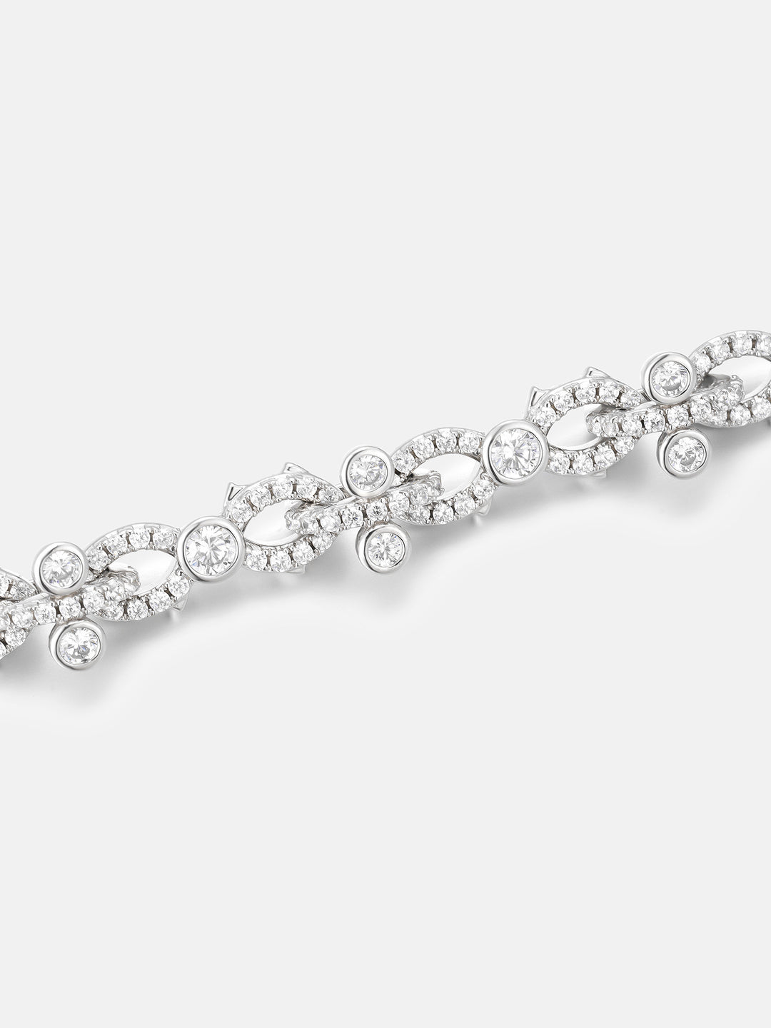 8mm Moissanite Infinity Vine Link Bracelet - ICEGIANT