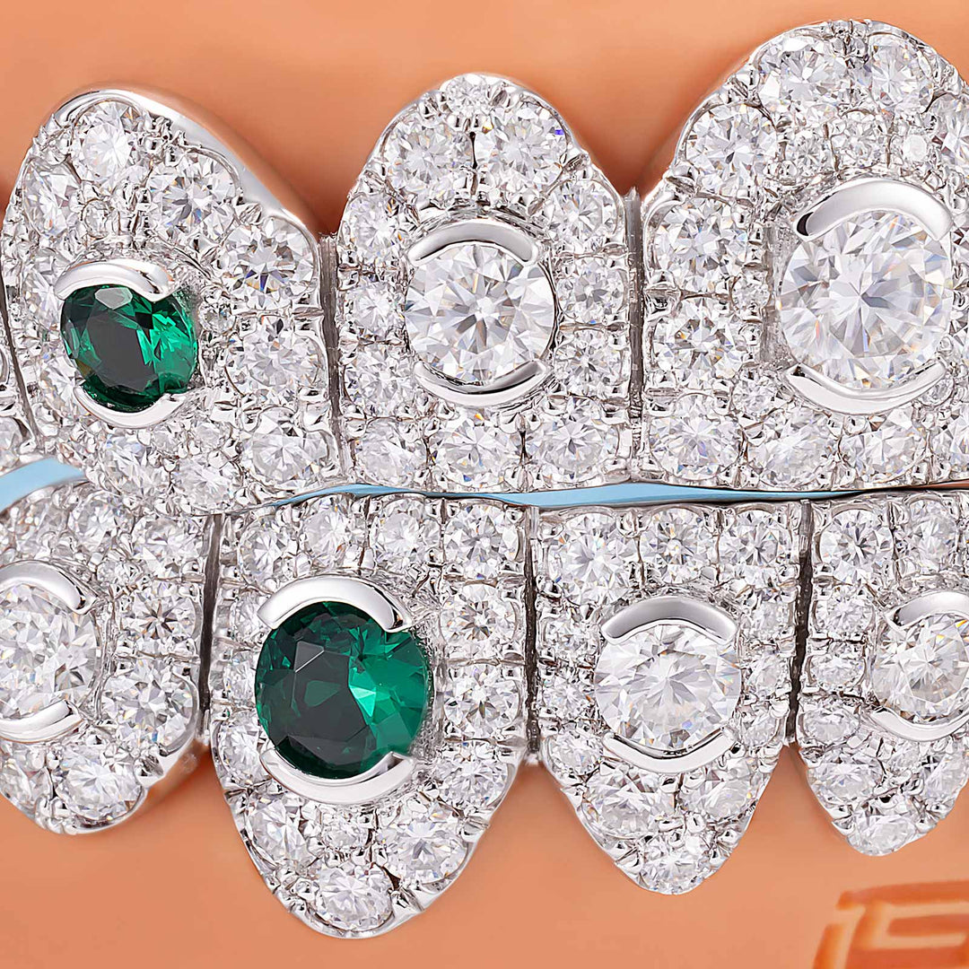 Big Pointer Set Round Cut Diamond Grillz