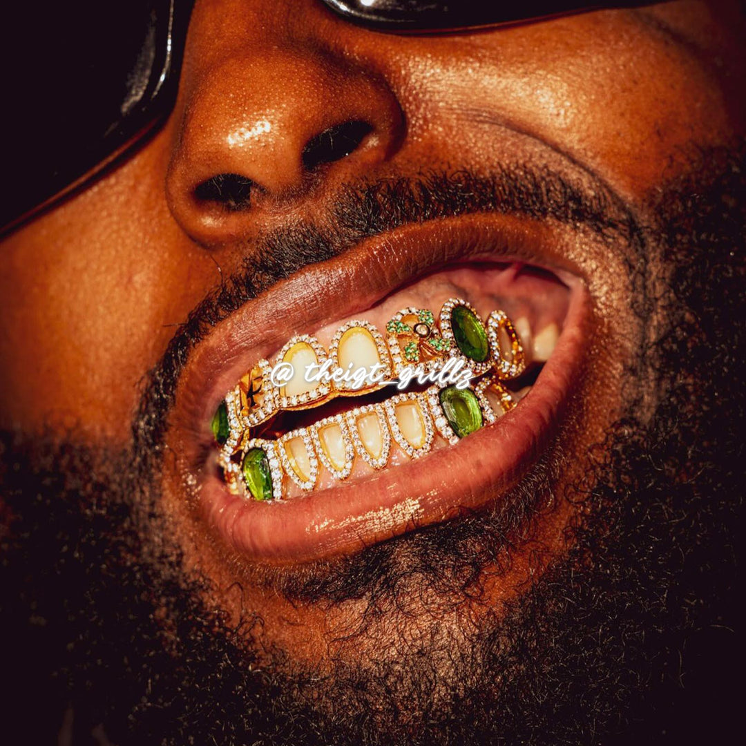 Emerald Flower Open-Face Signature Grillz