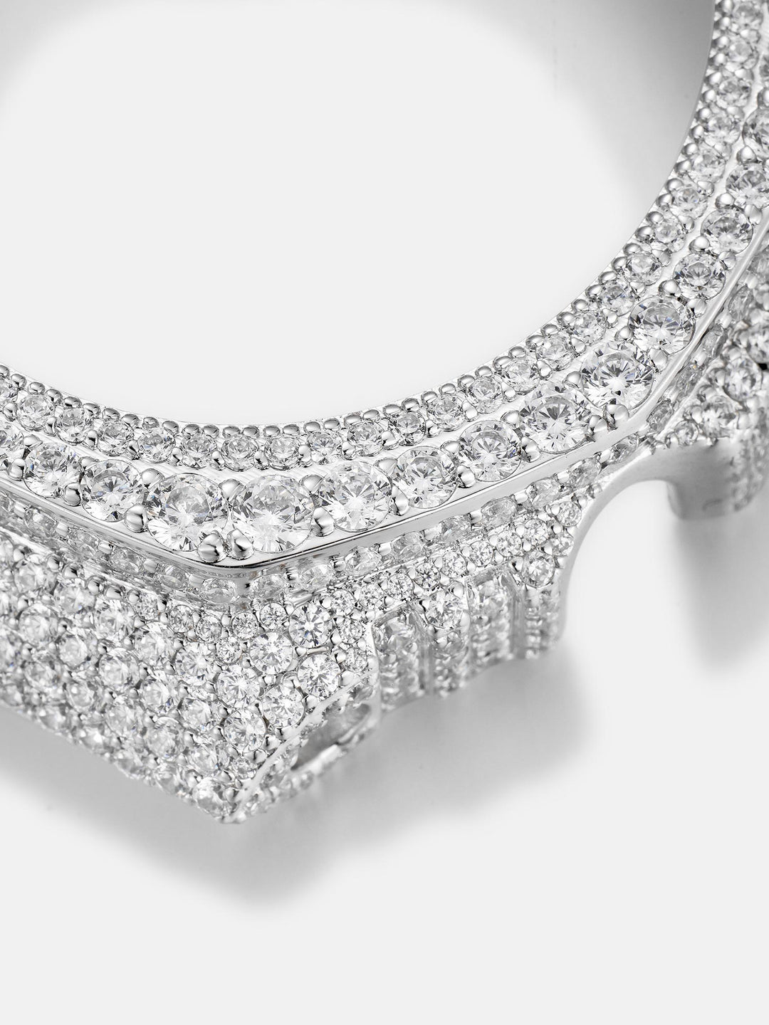 GM GBM 2100 Big Pointer Moissanite Iced Bezel