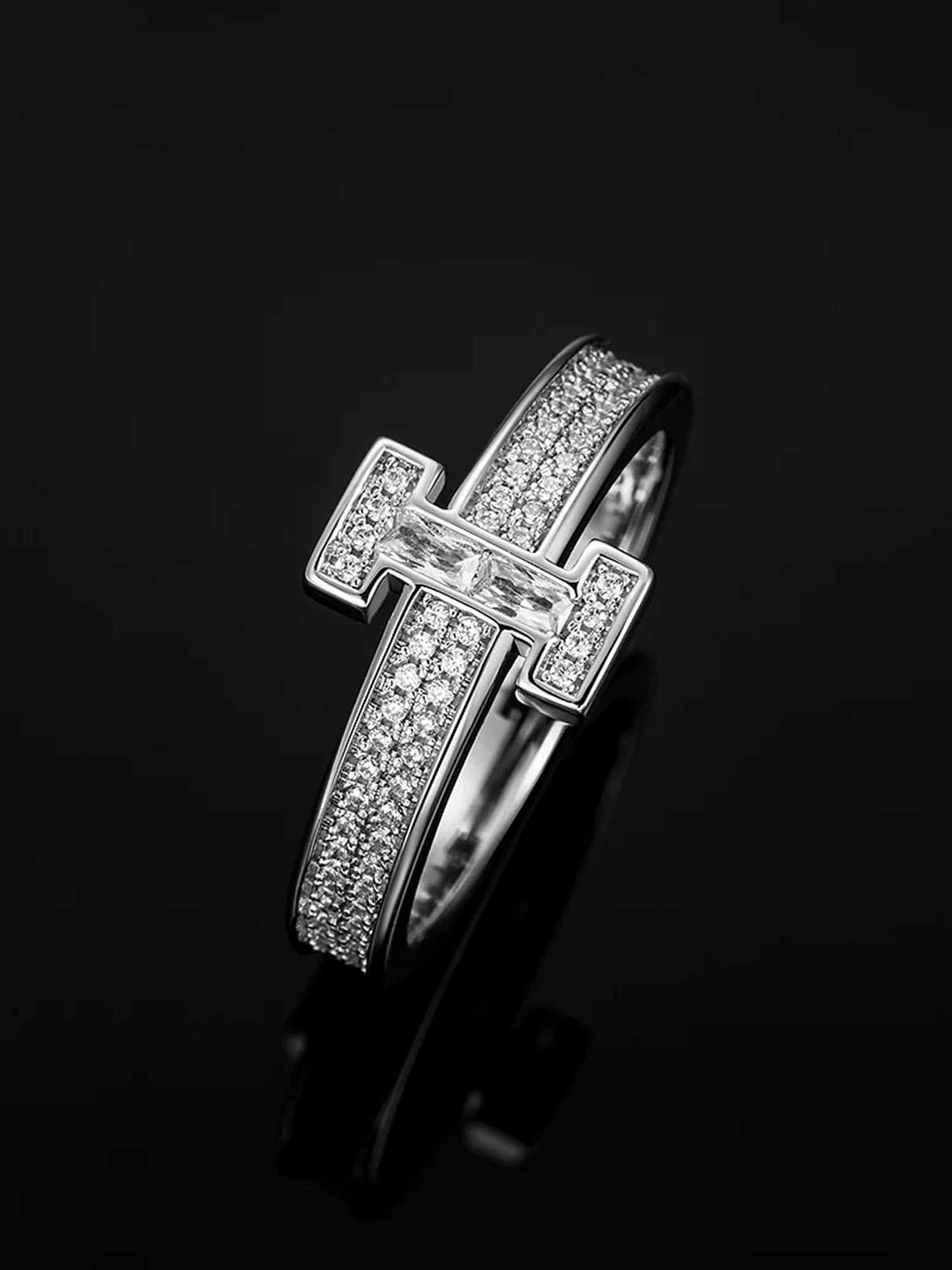 S925 Moissanite Letter I Ring