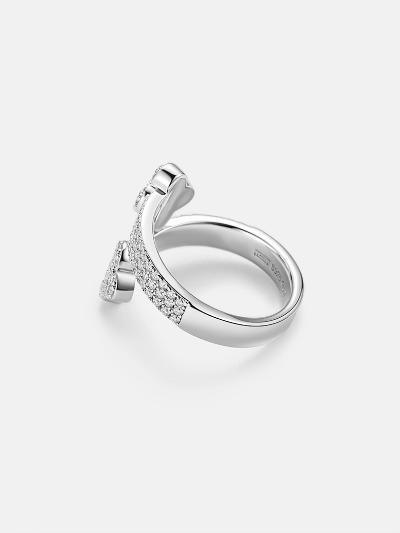 Moissanite Four Leaf Clover Ring