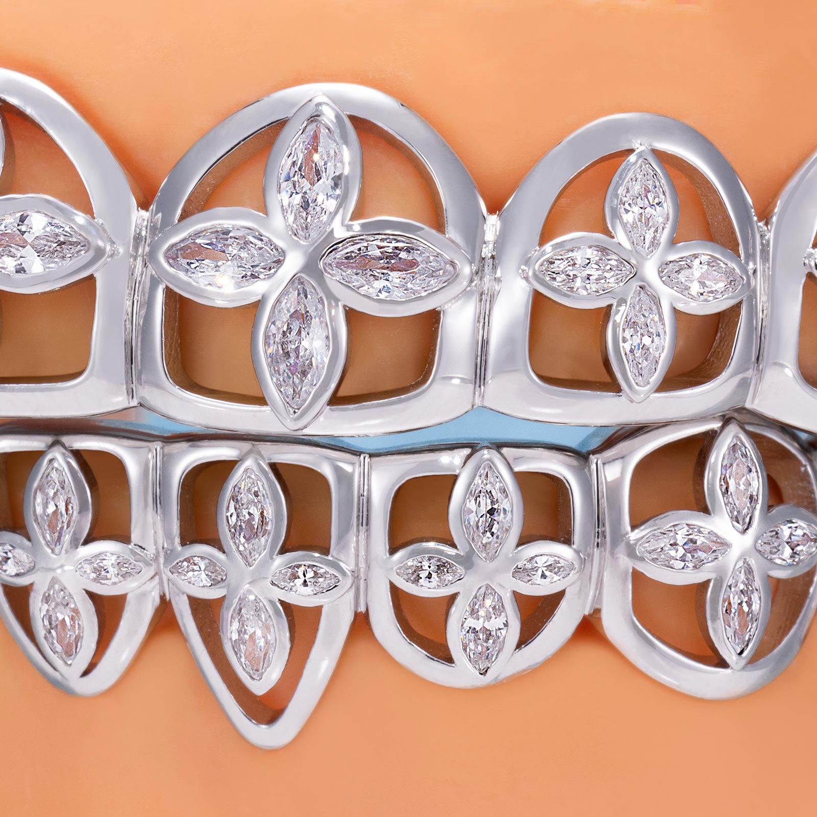 Monogram Clover Cut-Out Grillz