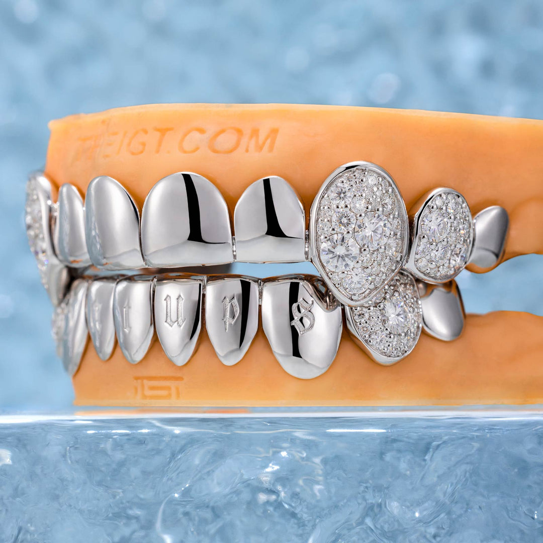 Mosaic Set Diamond On Fang Grillz