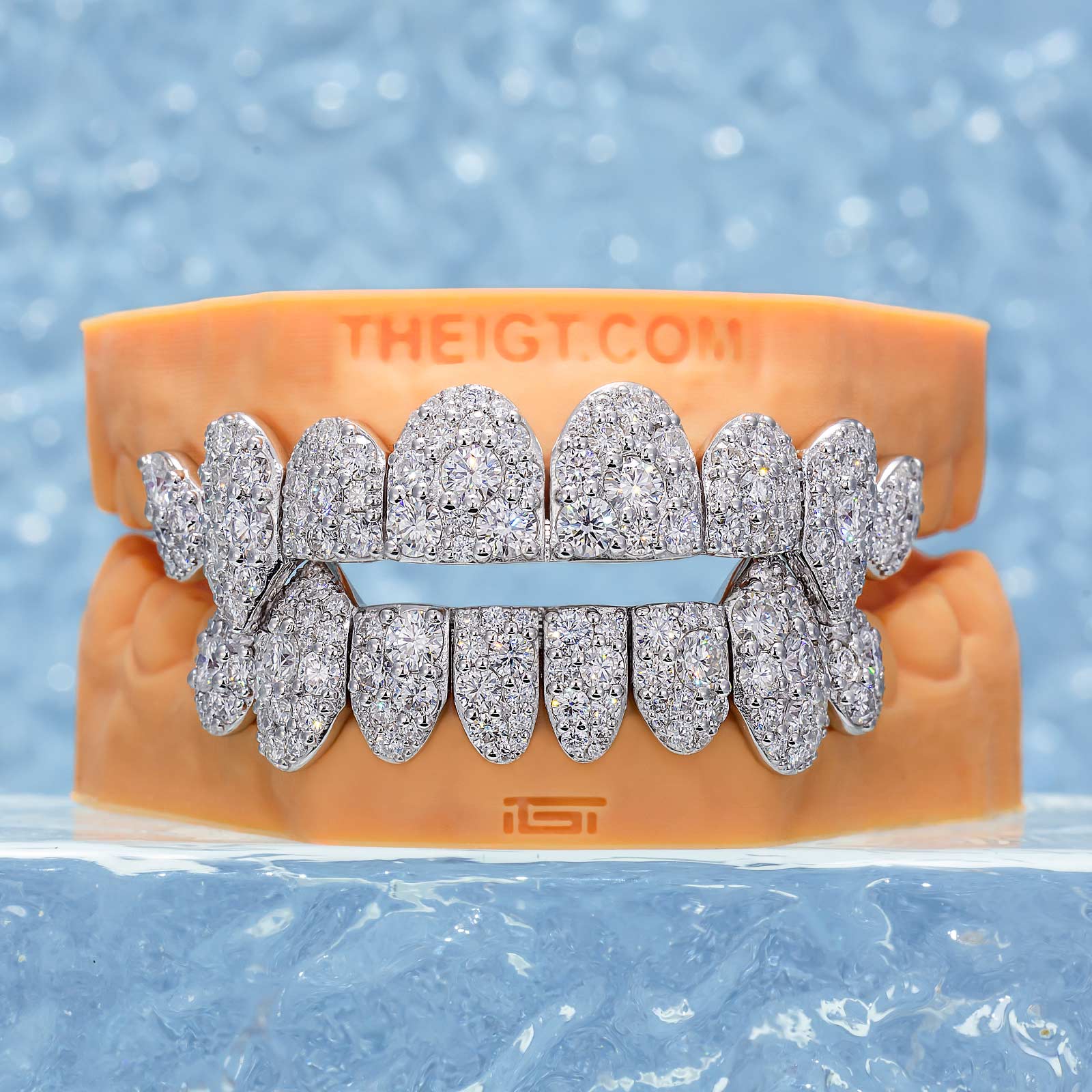 Mosaic/Snow Set Moissanite Diamond Grillz