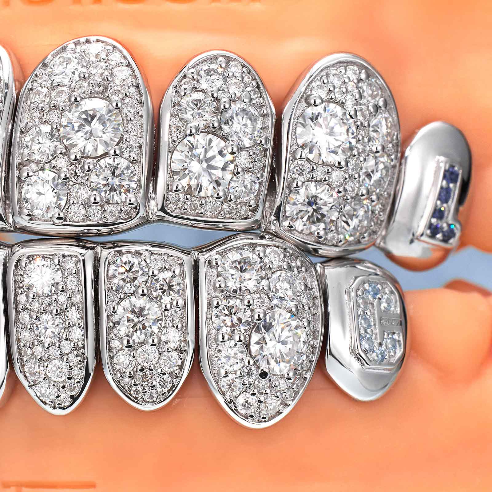Mosaic/Snow Set Moissanite Diamond Grillz