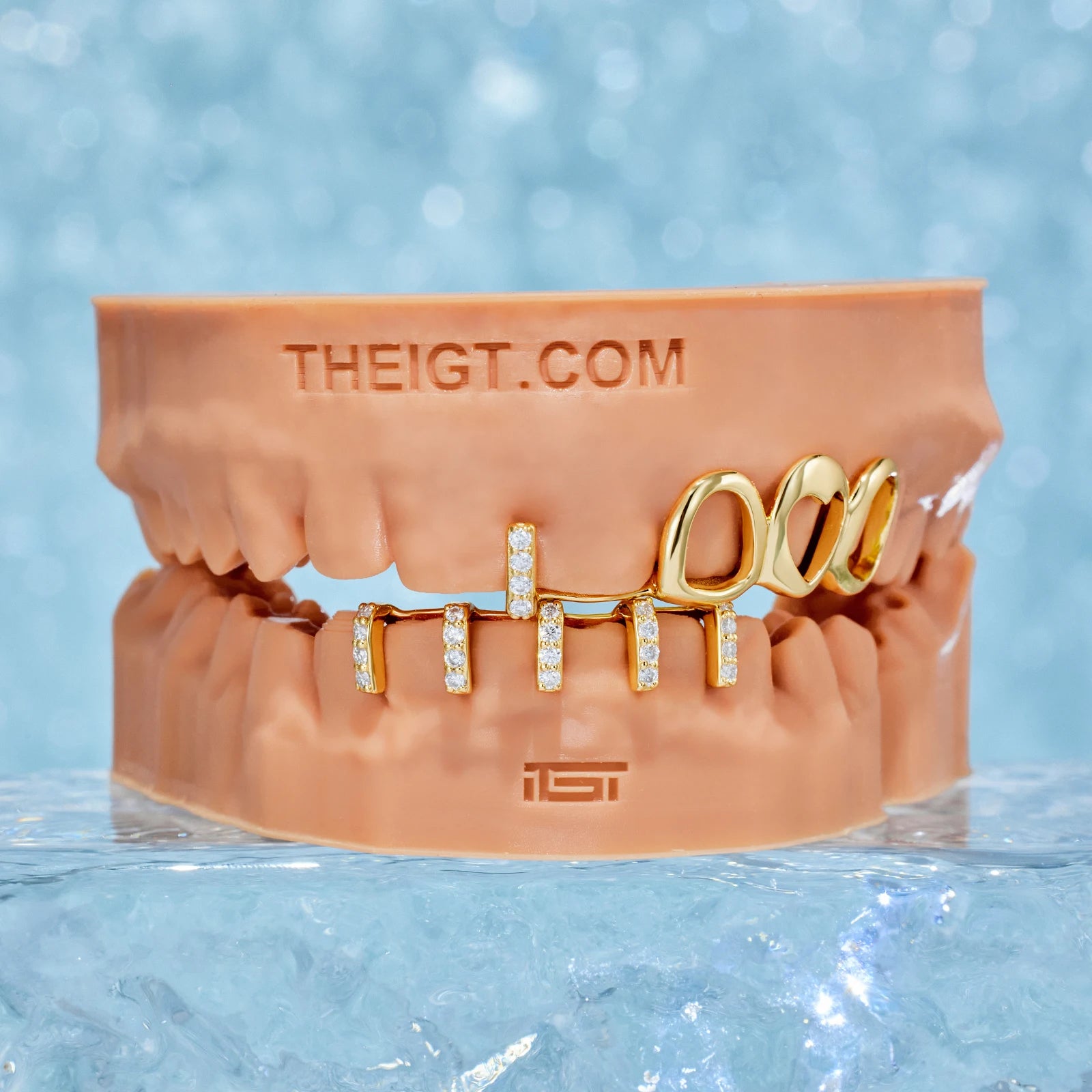 Open Face With Diamond Gap Bar Grillz