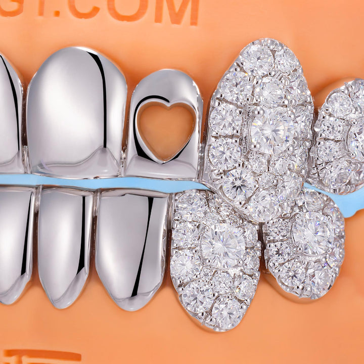 Polish Gold With lced Fangs Grillz