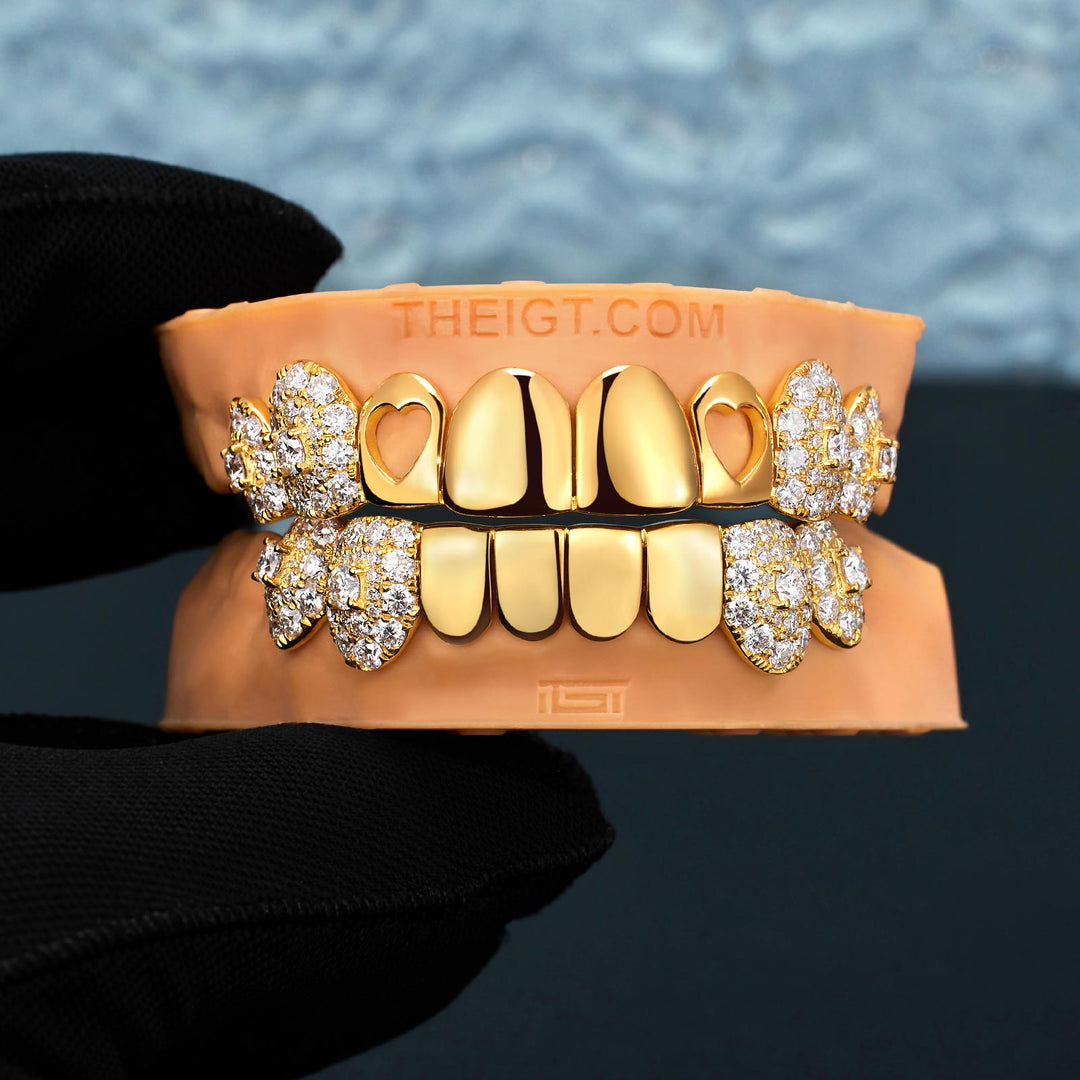 Polish Gold With lced Fangs Grillz