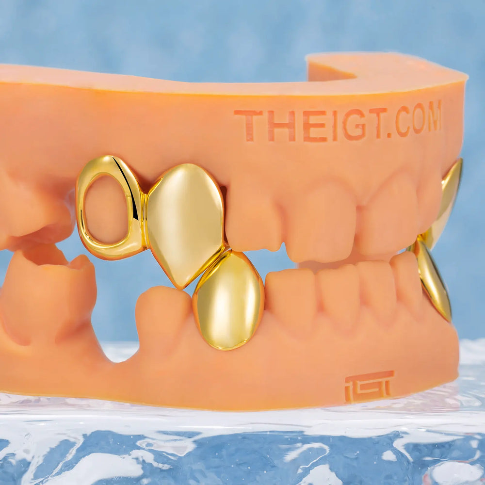 Solid Gold Fang Grillz