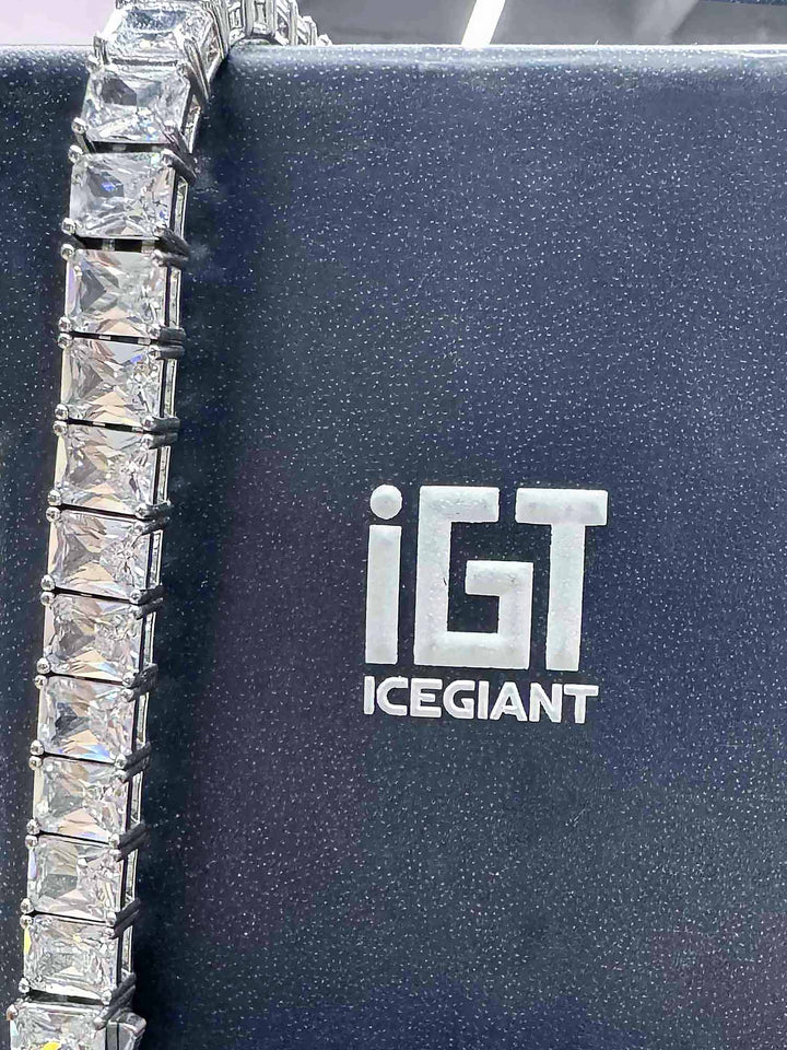 ICEGIANT S925 Moissanite Emerald Cut Tennis Bracelet