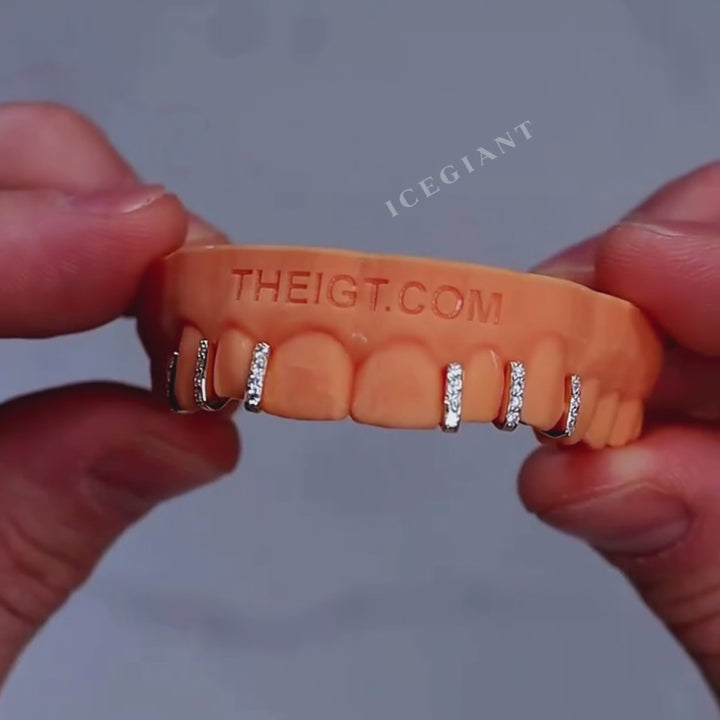 Top Iced Gap Bar & Bottom Pink Fang Grillz