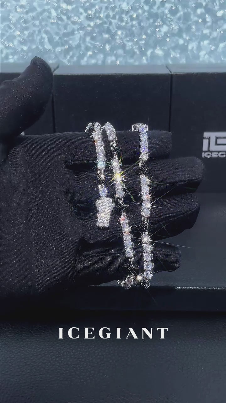 Black Four-Point Star Moissanite Tennis Chain