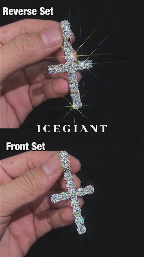 13CT Reverse Set Moissanite Cross Pendant