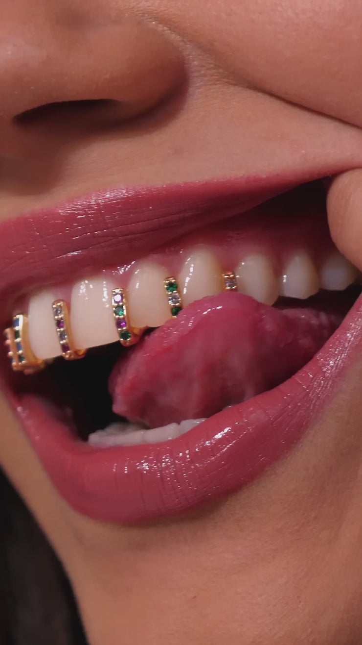 SINGLE ROW DIAMOND BAR GRILLZ