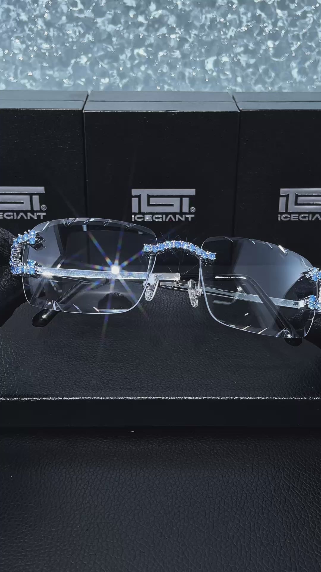 Blue Gem Classic C Sunglasses In White Gold