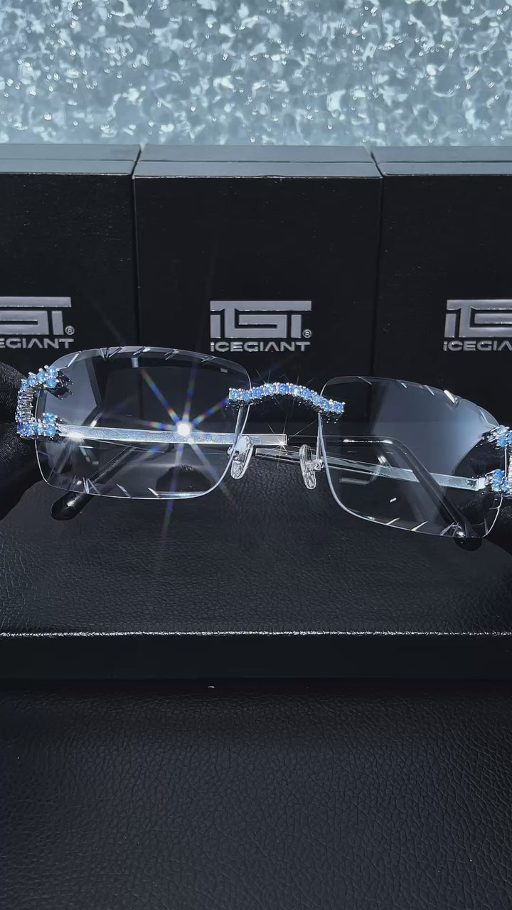 Blue Gem Classic C Sunglasses In White Gold