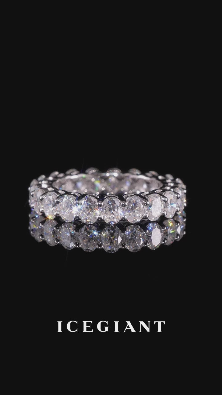 4mm Single Row Oval Moissanite Ring