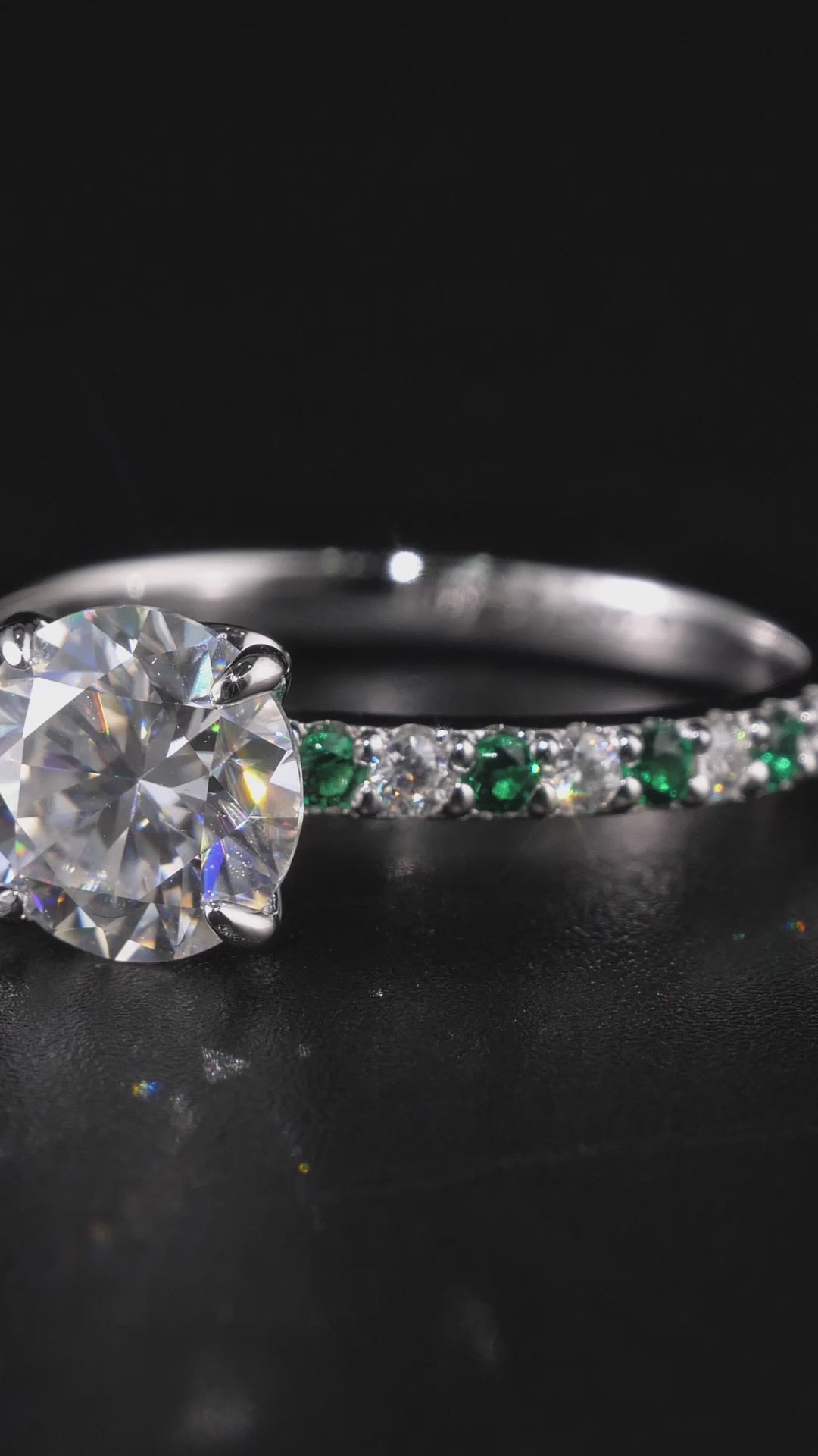 2CT Moissanite Engagement Ring With Side Diamond