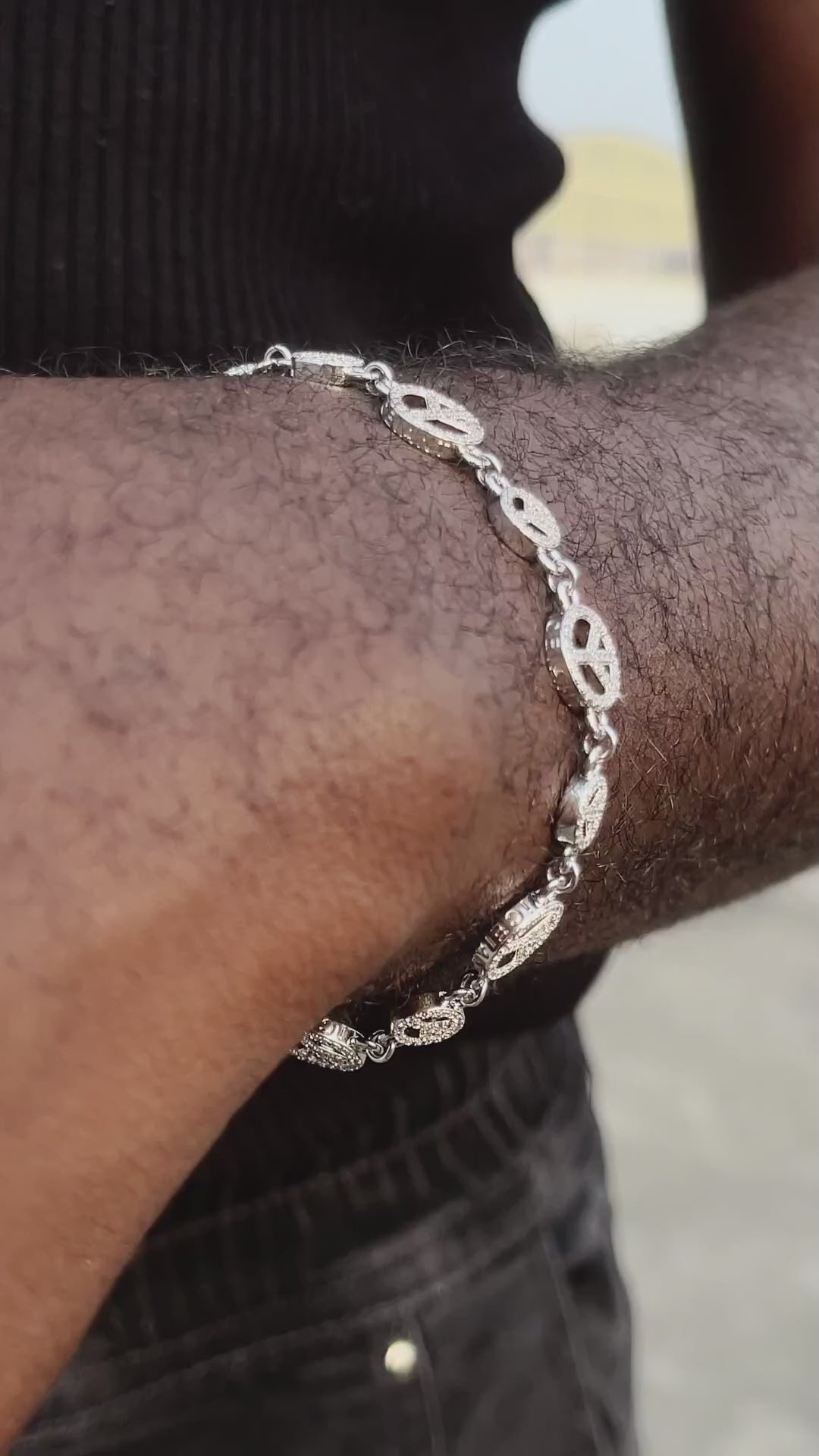 S925 Moissanite Peace Sign Bracelet