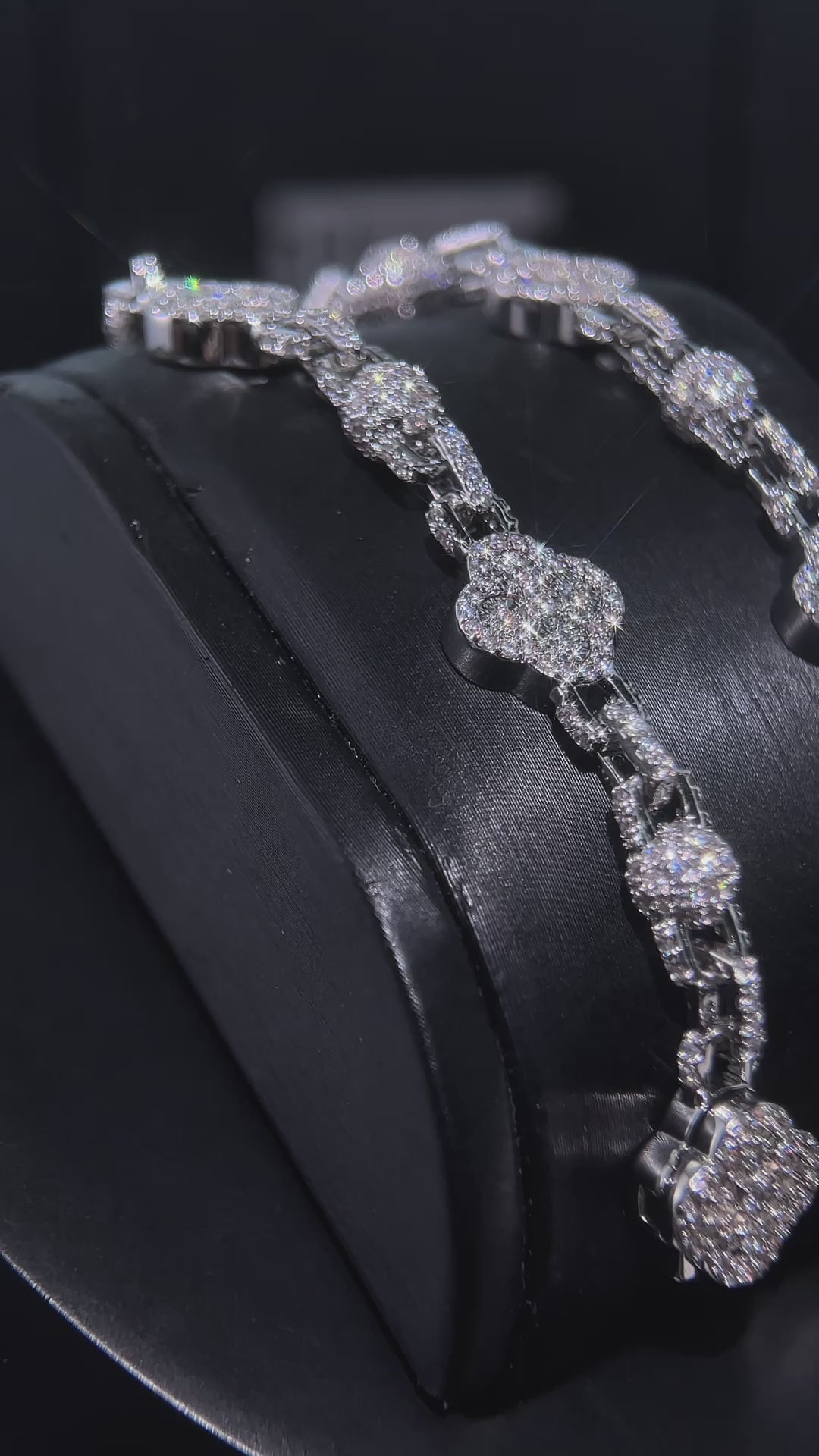 Moissanite Four Leaf Clover And Bead Bracelet