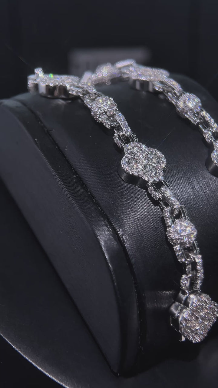 Moissanite Four Leaf Clover And Bead Bracelet