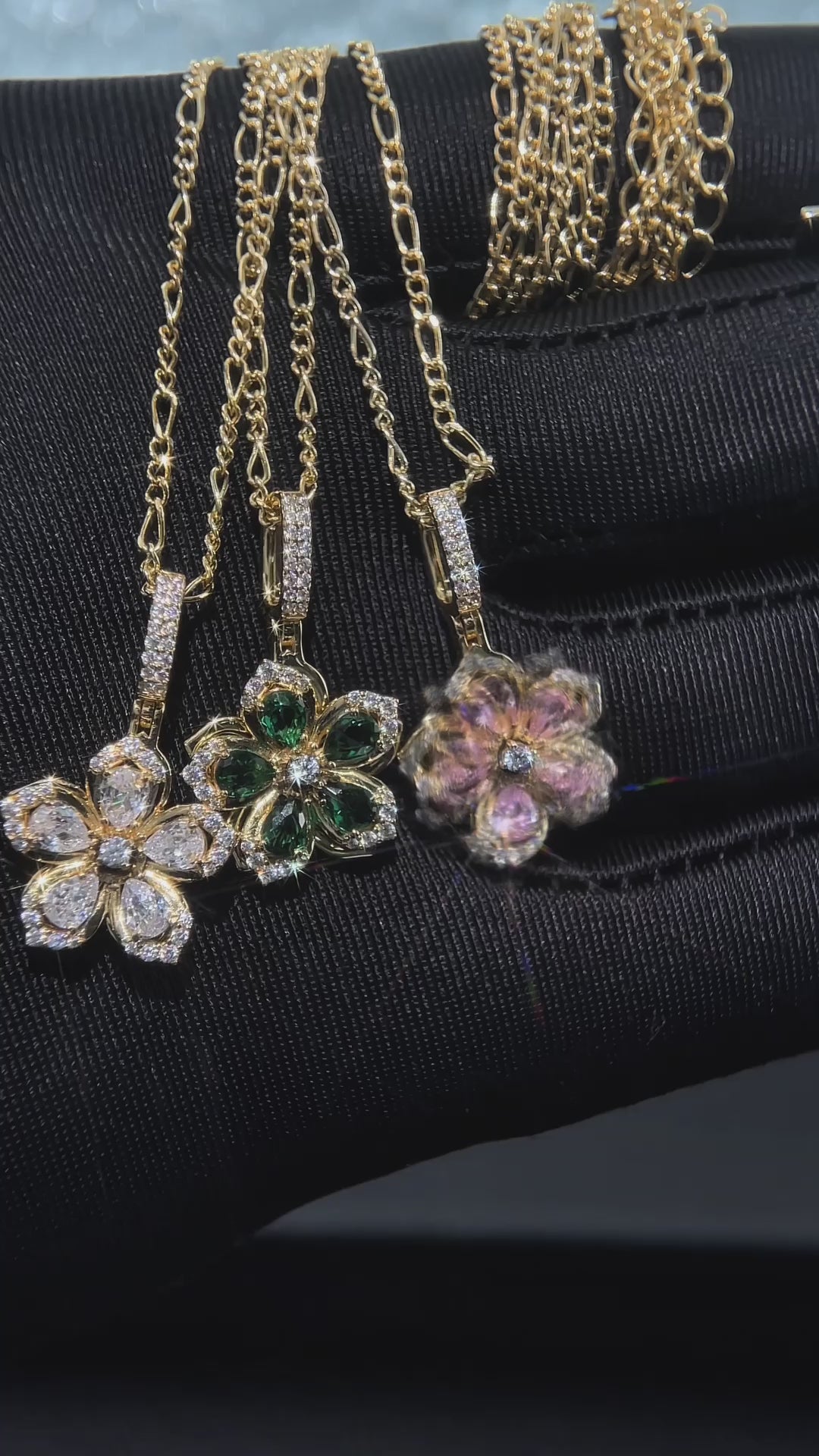 Colored Gemstone Moissanite Flower Rotatable Necklace