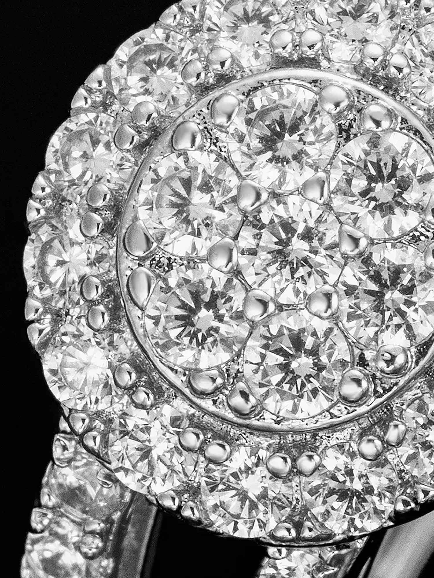 Lovebright Moissanite Engagement Ring