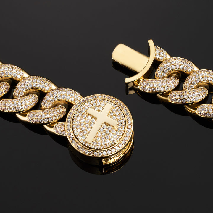 Exclusive 19mm Cuban Link Choker in Yellow