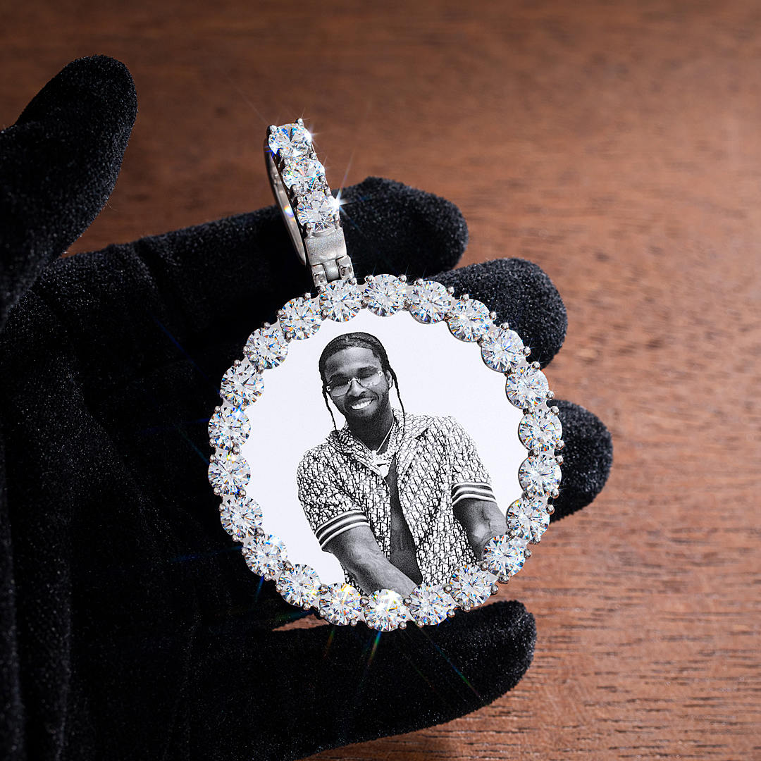 S925 Custom Round Moissanite Photo Pendant-24.00 CARAT TOTAL